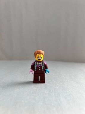 Lego Chocolate Cake Suit Guy Minifigure